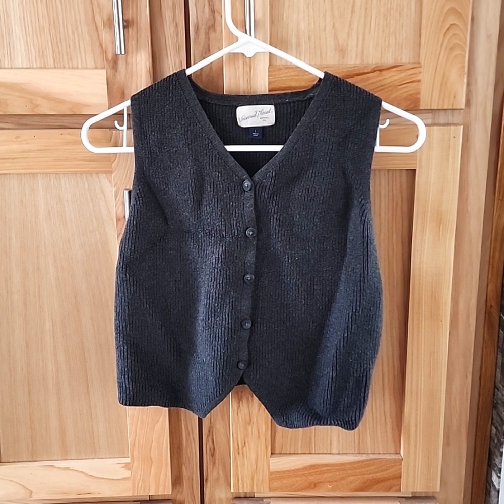 Universal Thread Sweater Vest